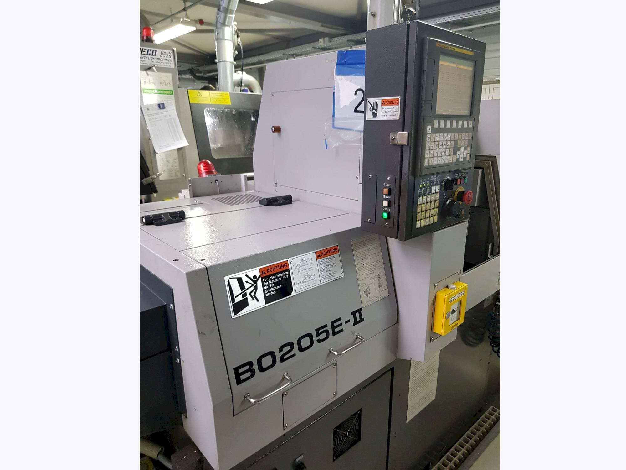 Vooraanzicht van TSUGAMI BO205E-II machine