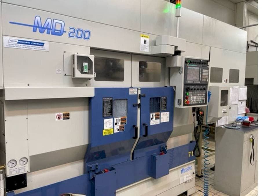 Vooraanzicht van Muratec MD 200 machine