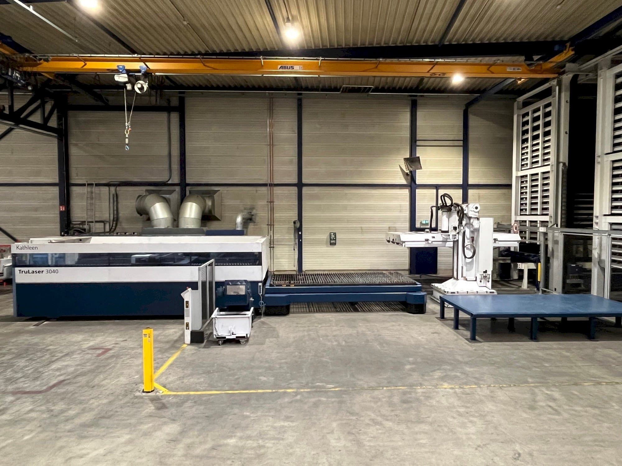 Vooraanzicht van Trumpf TruLaser 3040 6kW CO2 + Liftmaster machine