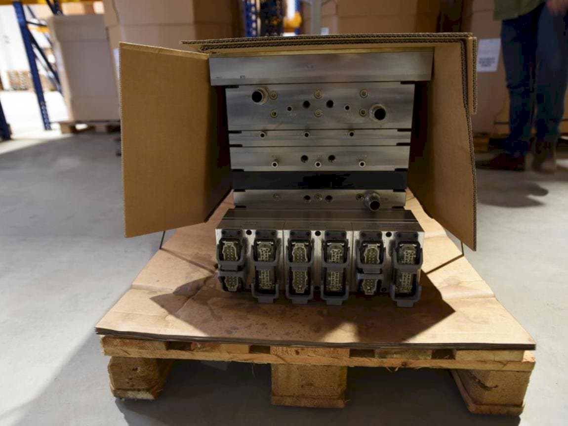 Vooraanzicht  van HTW PCO 1810  machine