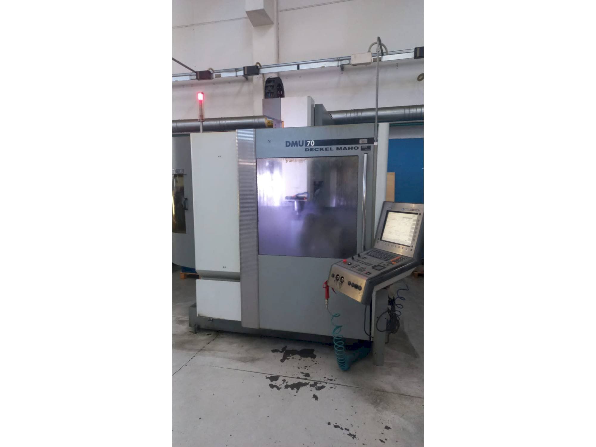 Vooraanzicht van DMG machine