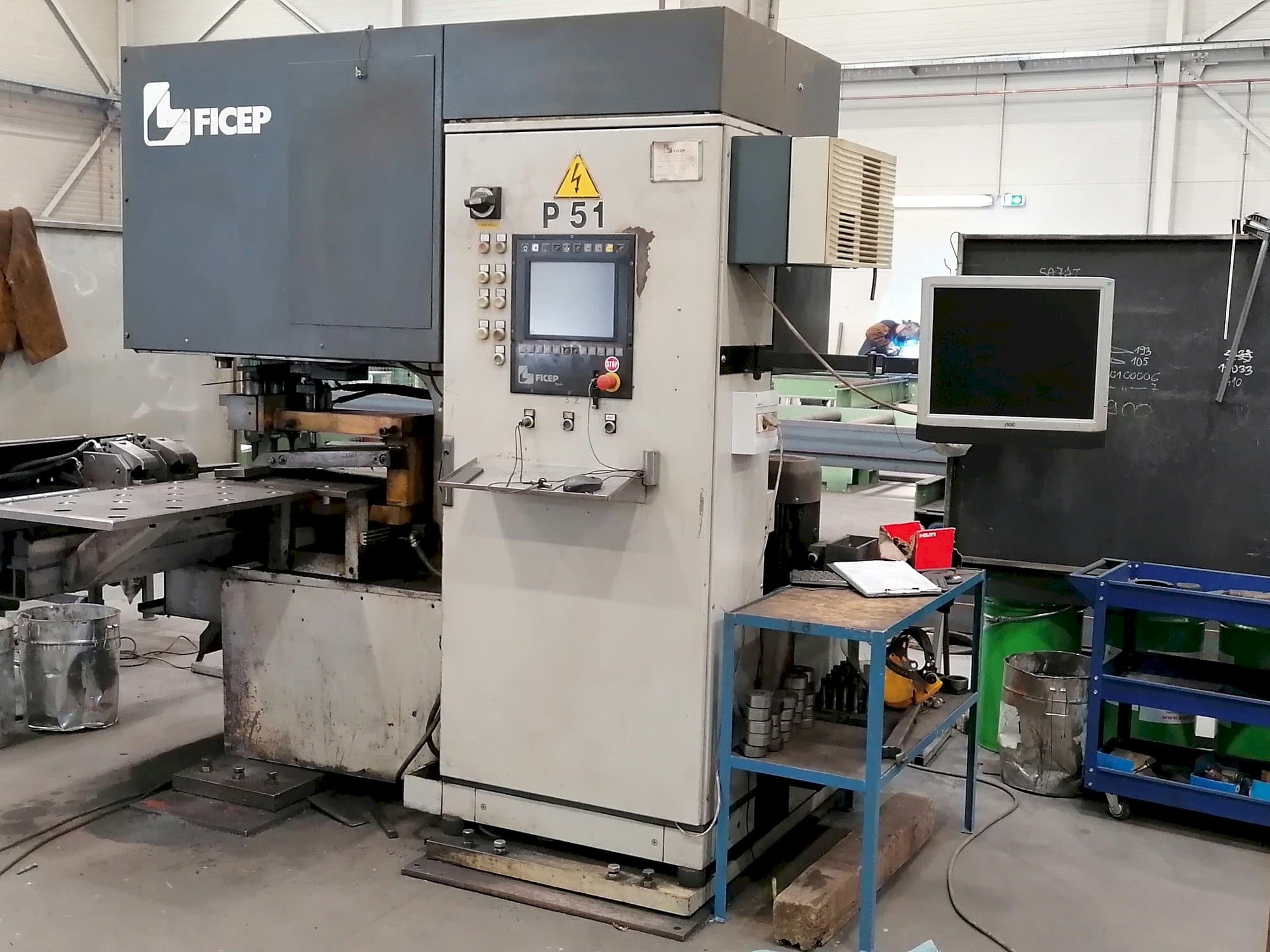 Vooraanzicht van FICEP P51 machine