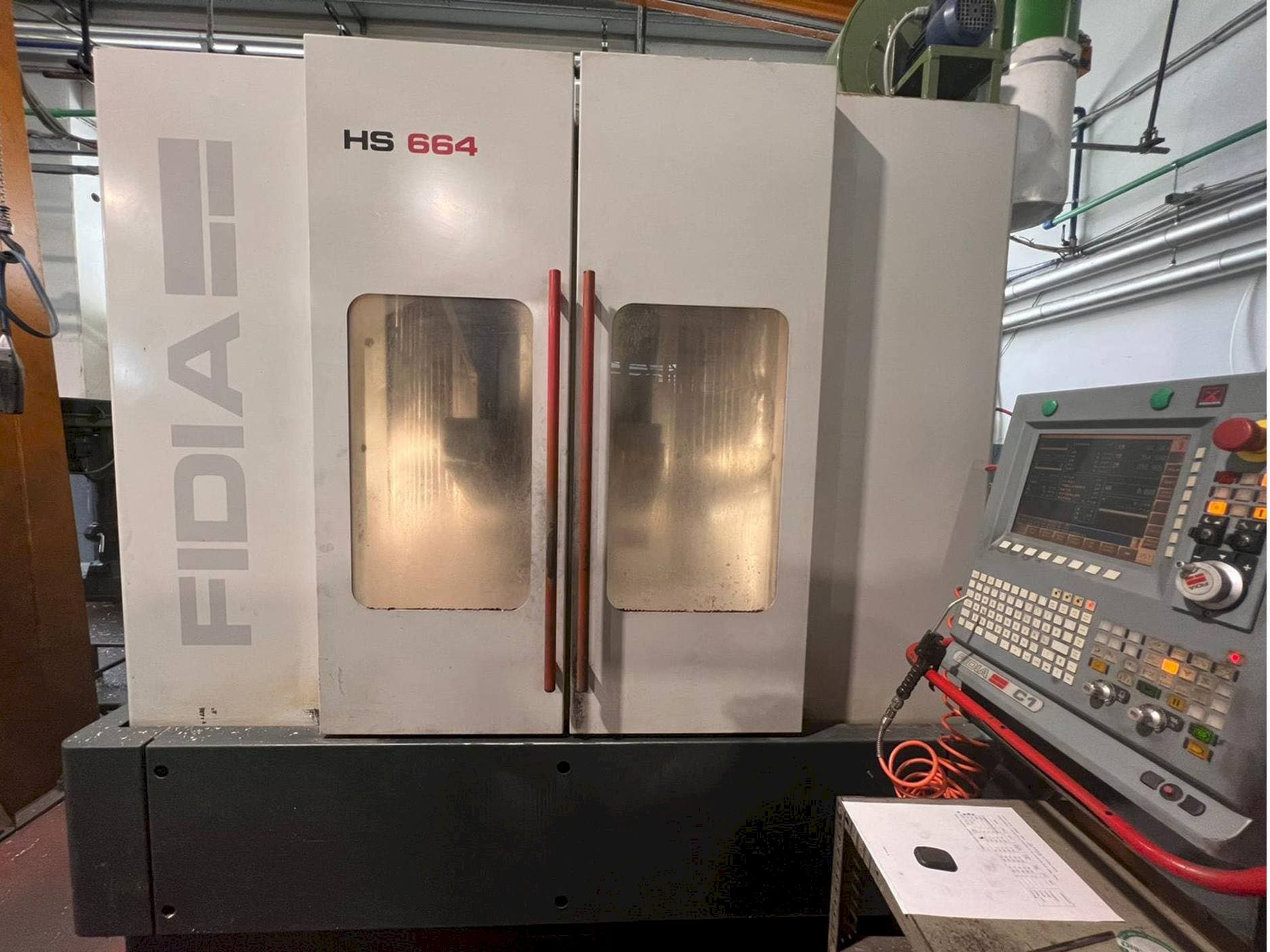 Vooraanzicht van Fidia HS 664 machine
