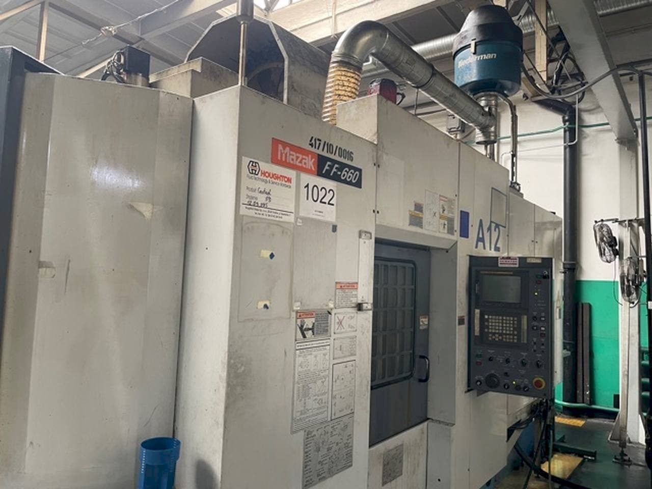 Vooraanzicht van Mazak FF-660 machine