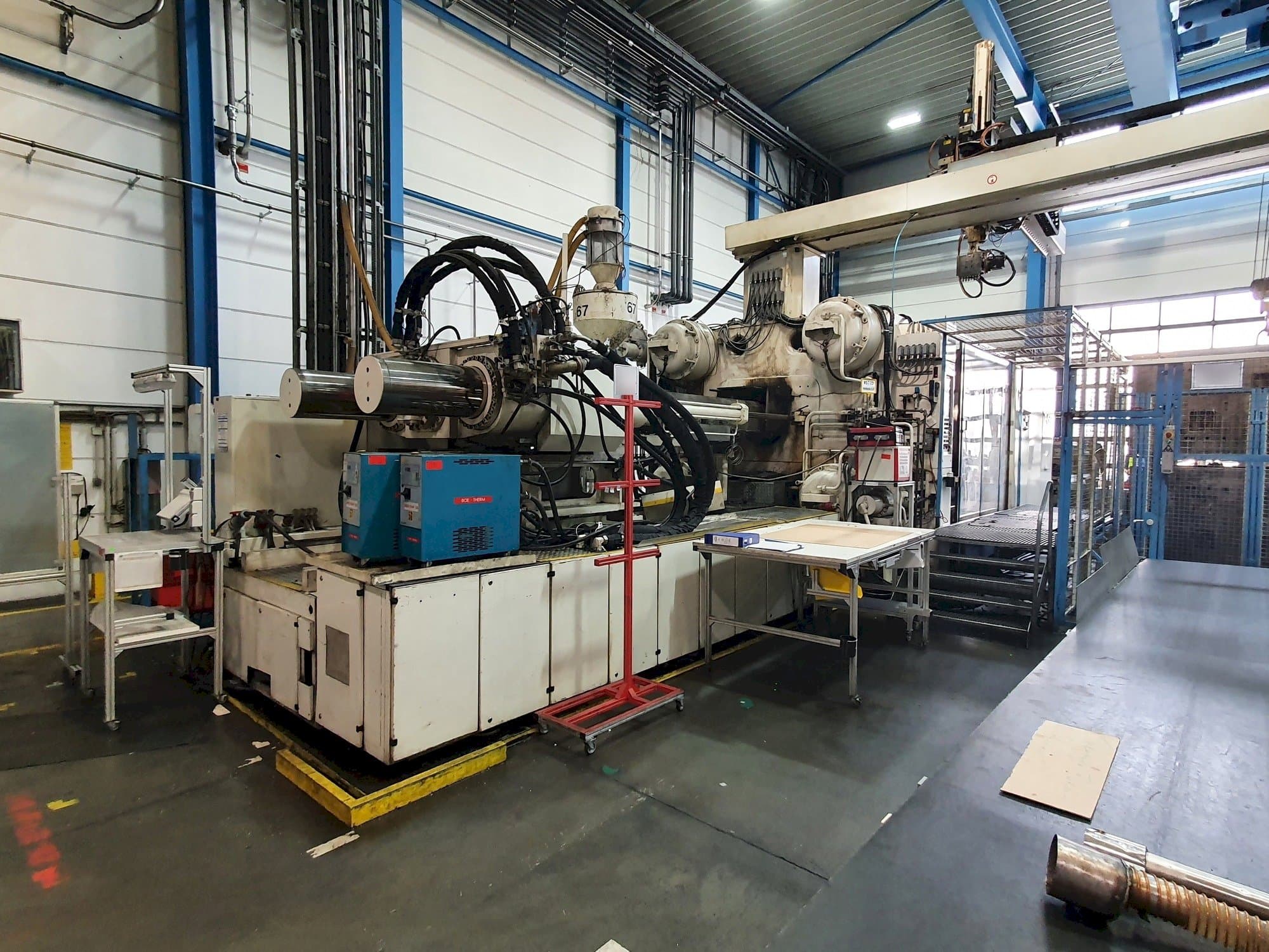 Vooraanzicht van Engel ES 16050/2000 Duo machine