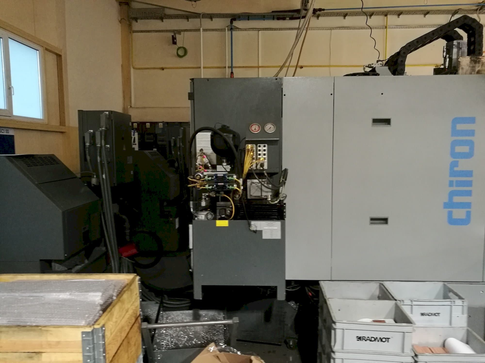 Vooraanzicht  van CHIRON FZ 12 KS  machine