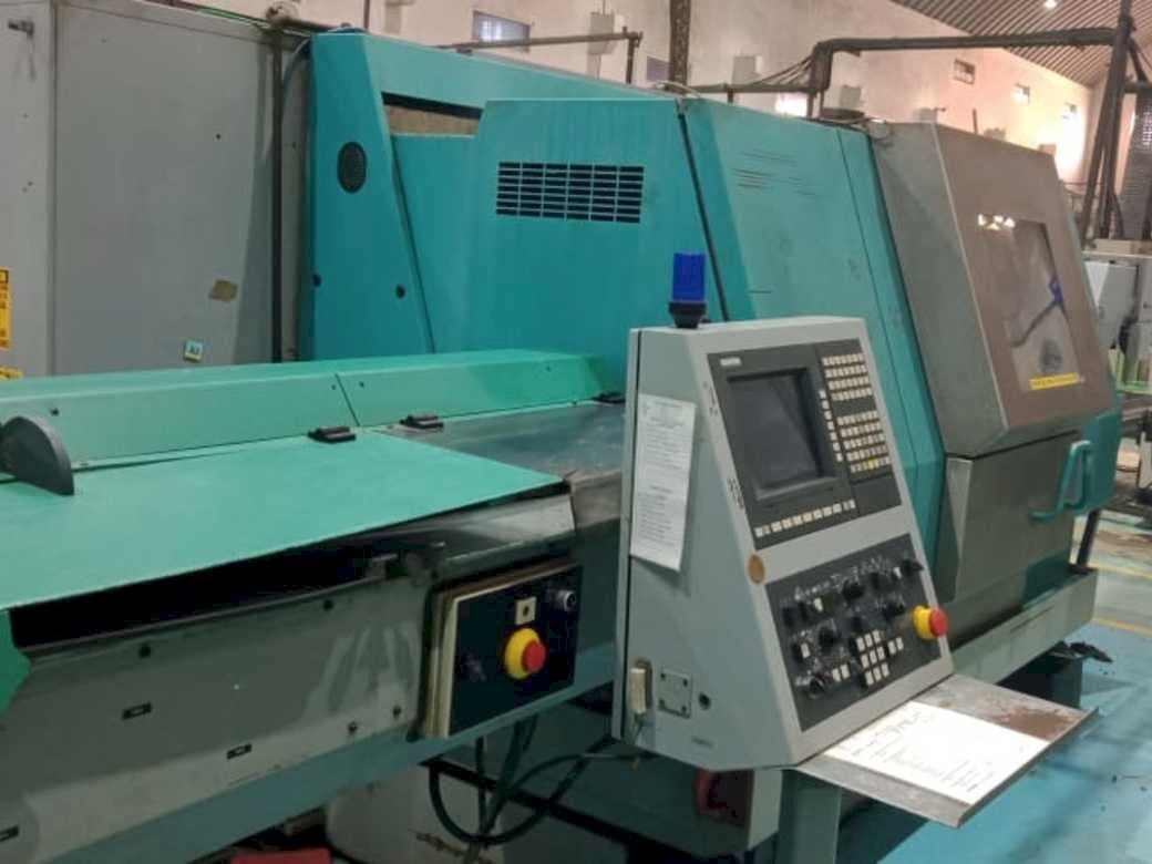 Vooraanzicht van Index G200 machine