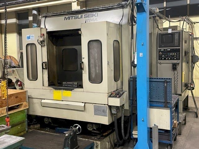 Vooraanzicht van Mitsui Seiki HT4A machine