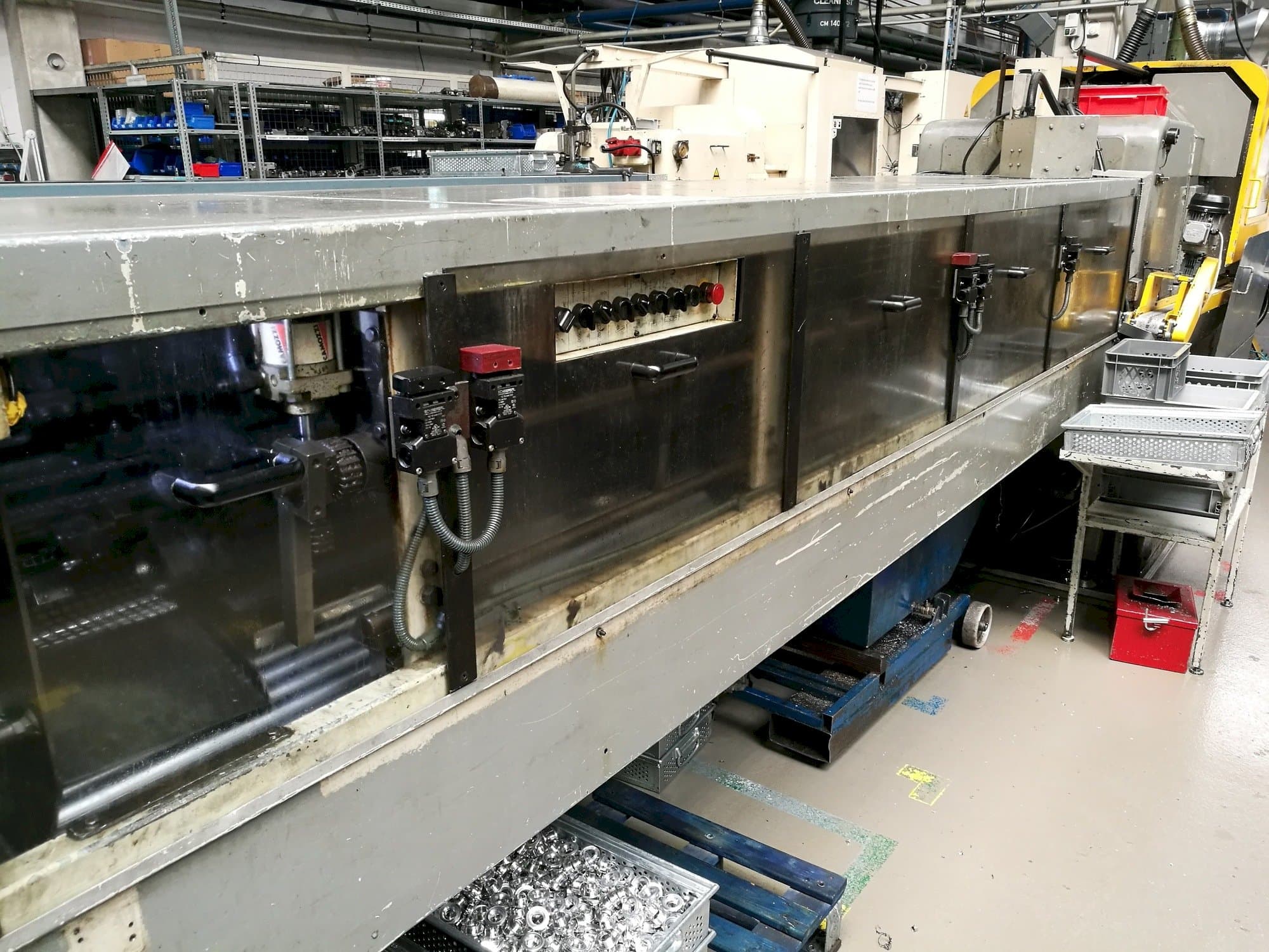 Vooraanzicht van Wickman 1 3/4"-6 machine