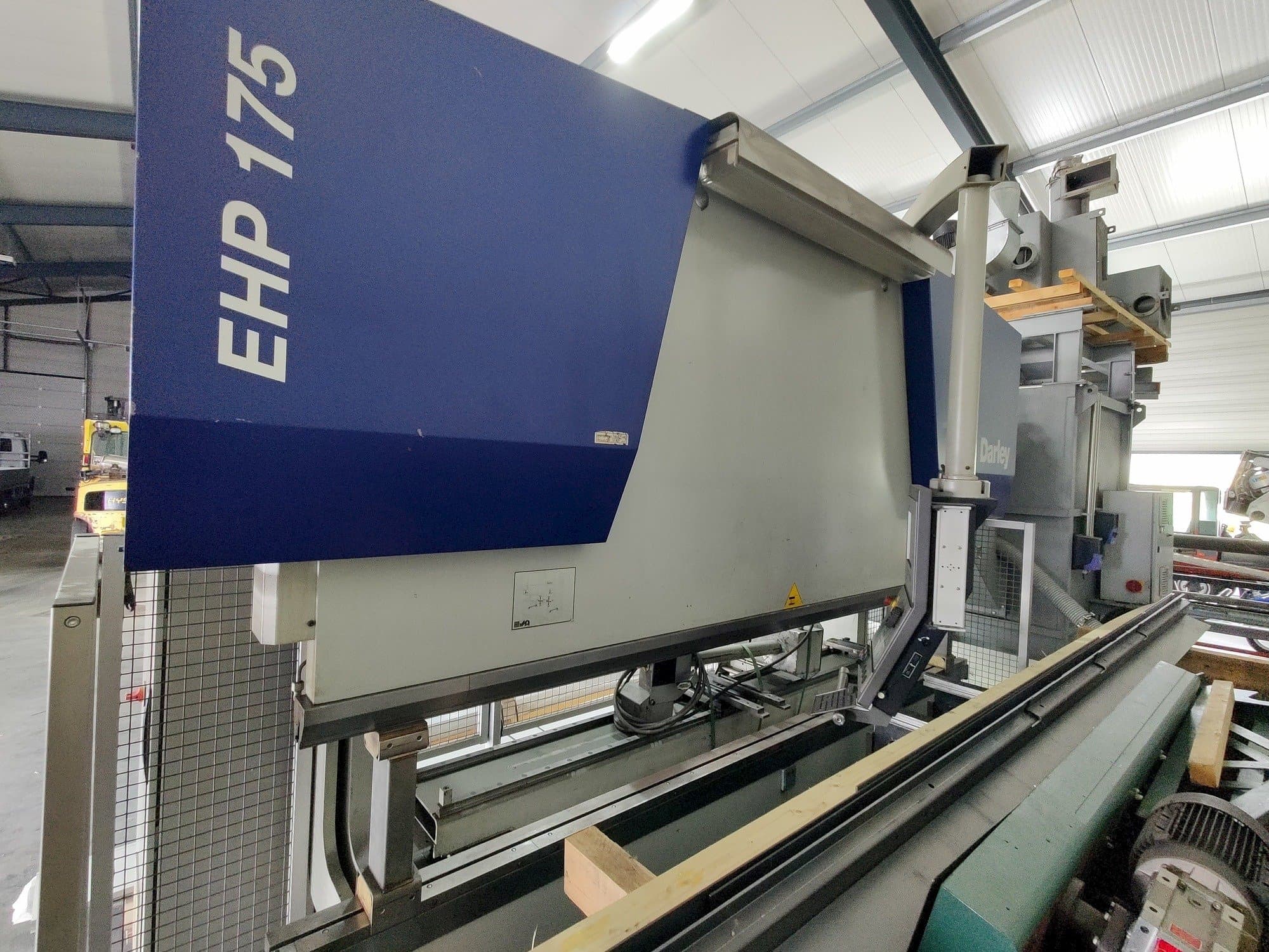 Links zicht van Darley EHP 175.31/25 machine