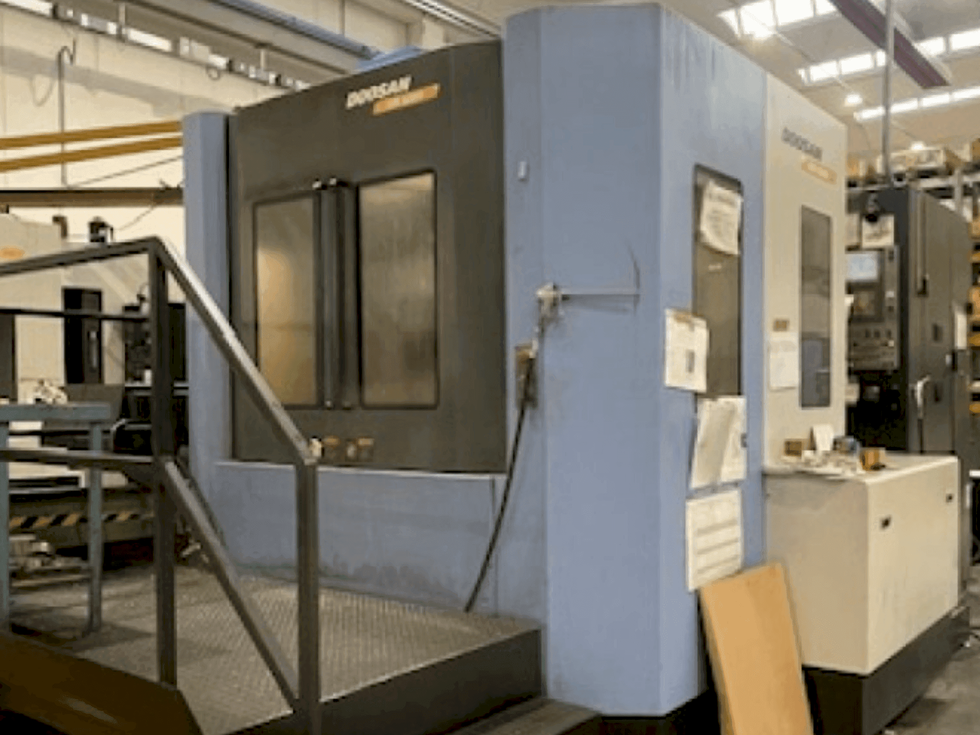 Vooraanzicht  van DOOSAN HM 6300 (2009)  machine