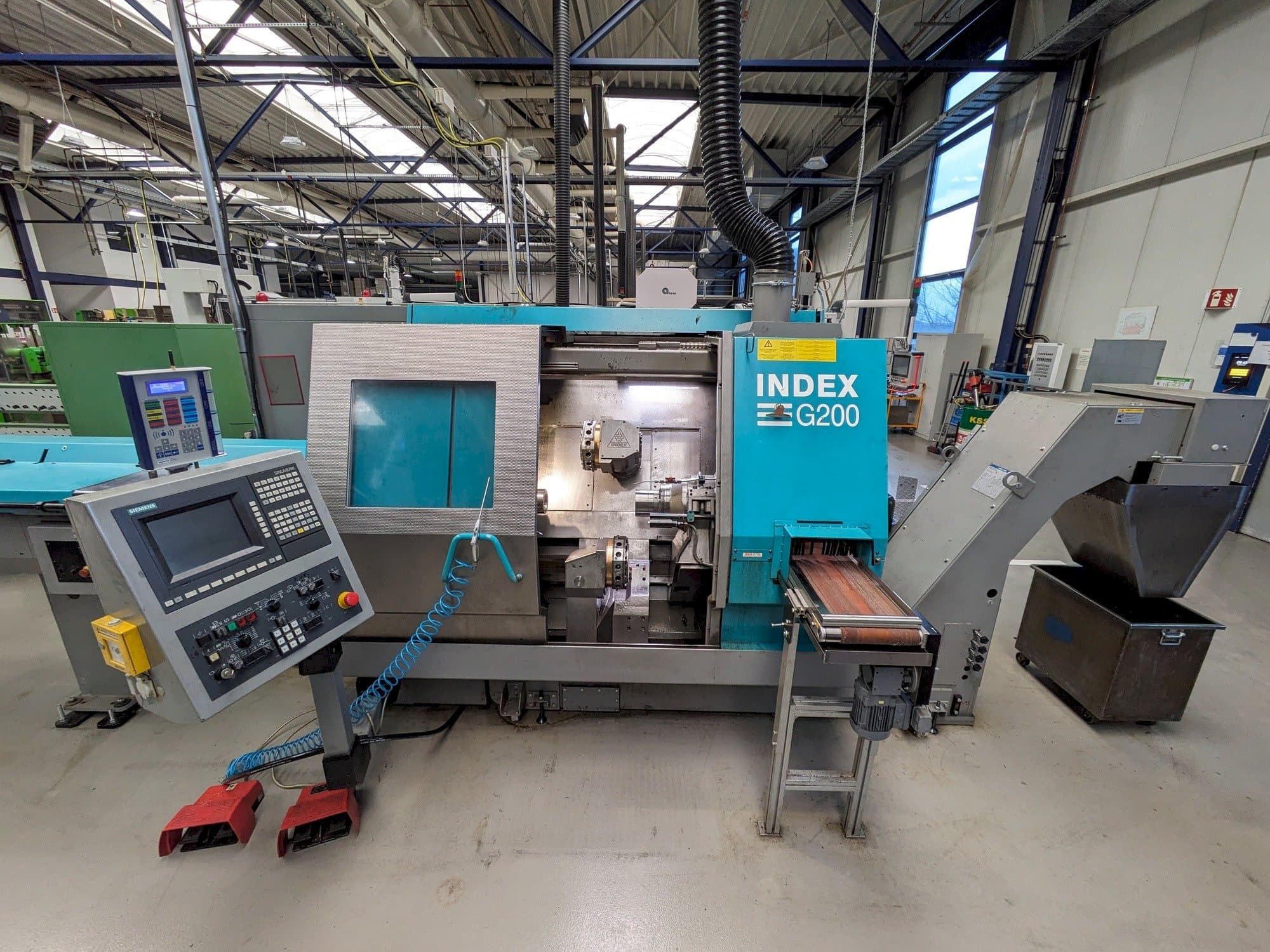 Vooraanzicht  van Index G200 YB RATIOLINE  machine