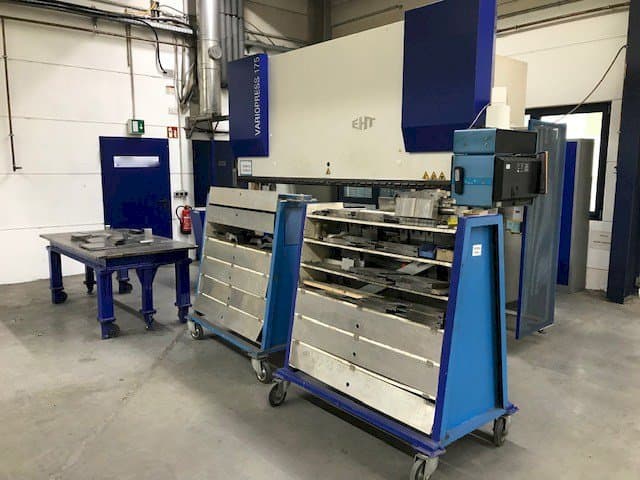 Vooraanzicht van EHT VARIOPRESS 175-4050 machine