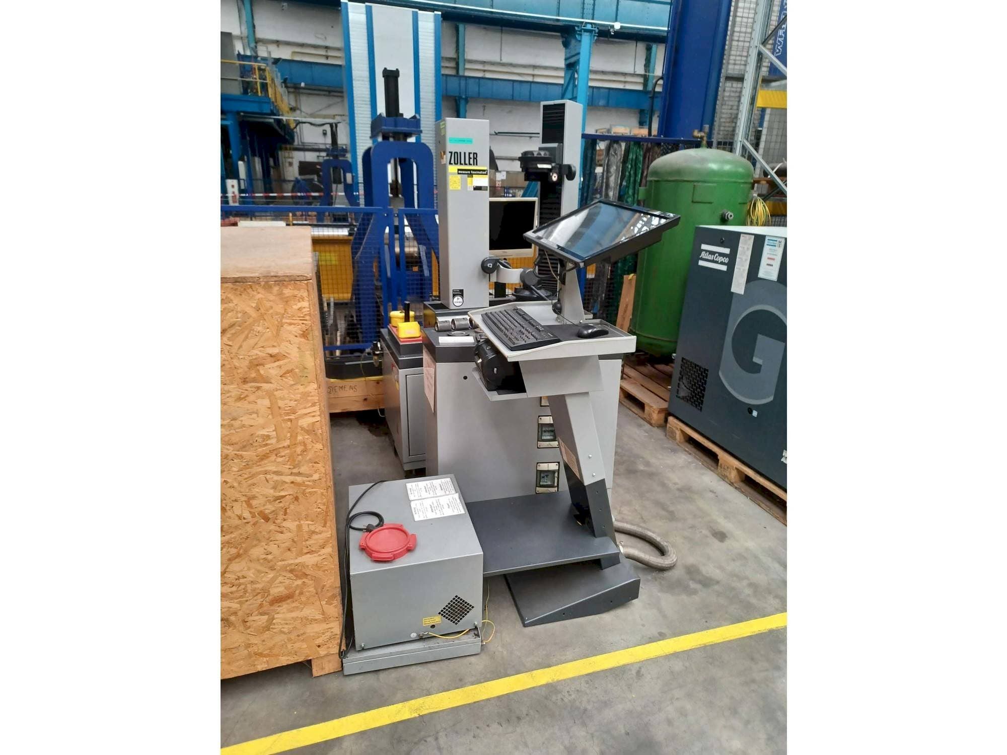 Vooraanzicht van Zoller R460C3-00137 machine