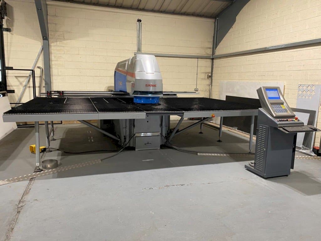 Vooraanzicht van Euromac 1500 STX Flex 12 Hybrid machine