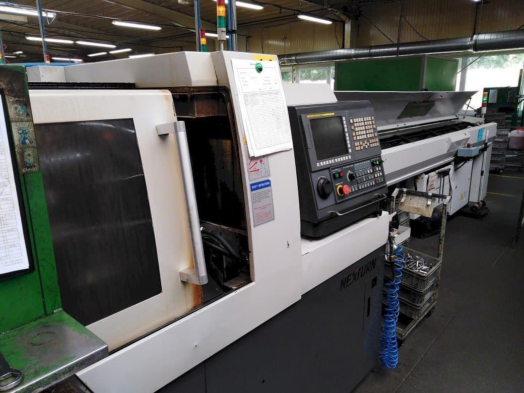 Vooraanzicht van Nexturn SA-20E machine