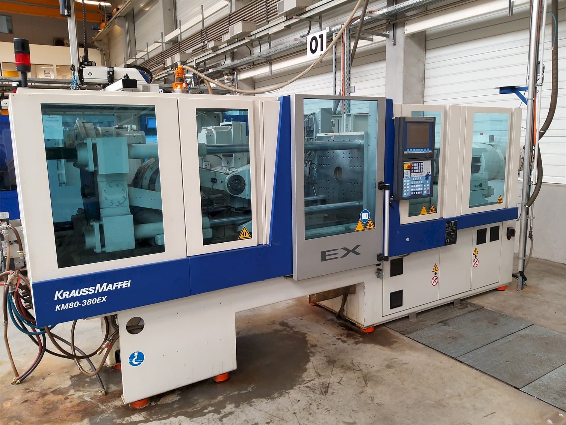 Vooraanzicht van Krauss Maffei 80-380 Ex machine