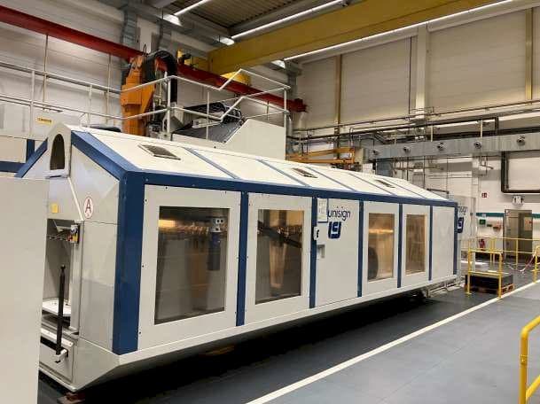 Vooraanzicht van Unisign UNICOM 8 machine