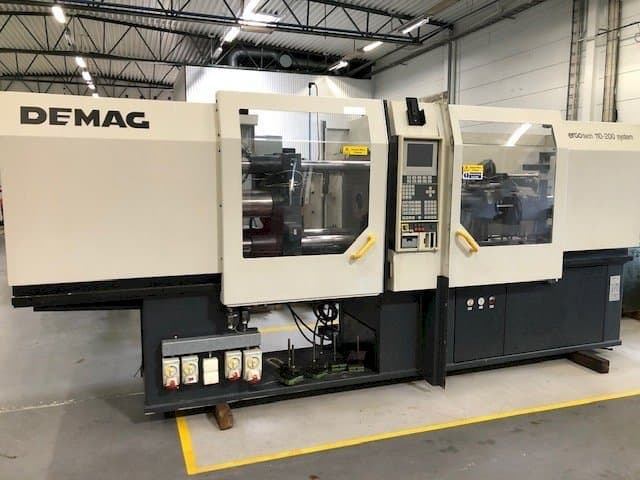 Vooraanzicht van DEMAG Ergotech 110-200 System machine