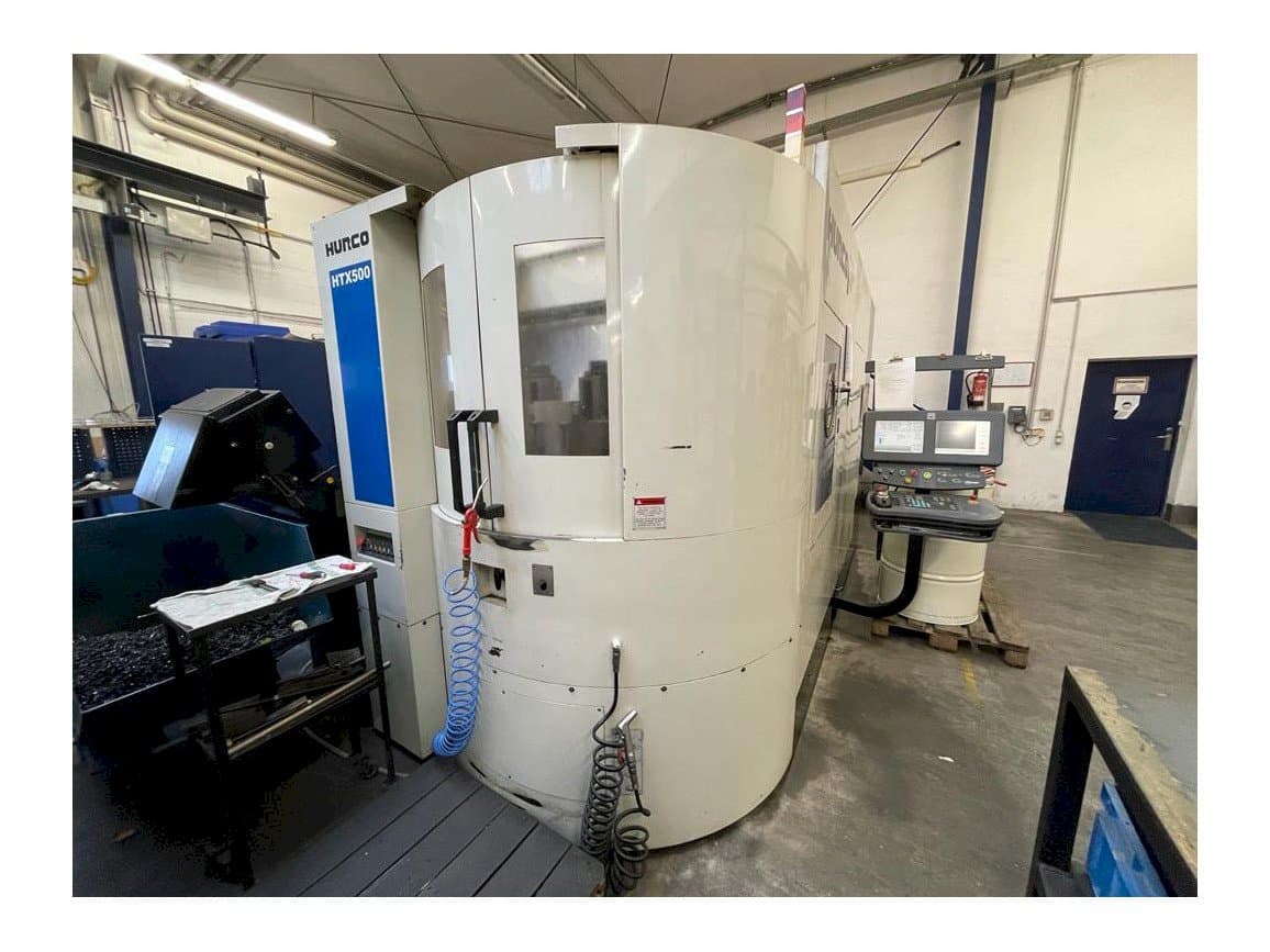 Vooraanzicht  van Hurco HTX 500  machine