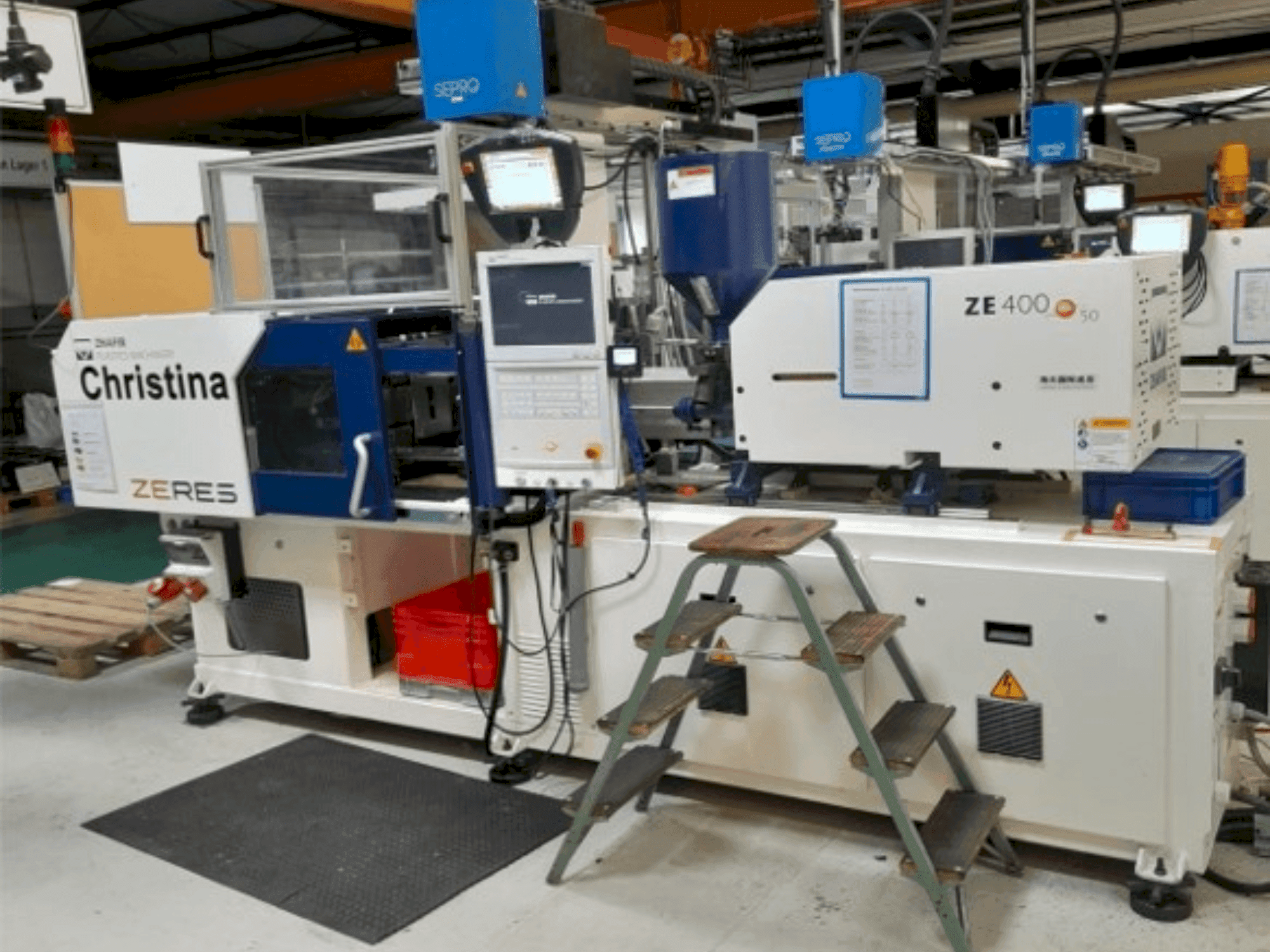 Vooraanzicht  van HAITIAN ZHAFIR Zeres ZE400  machine