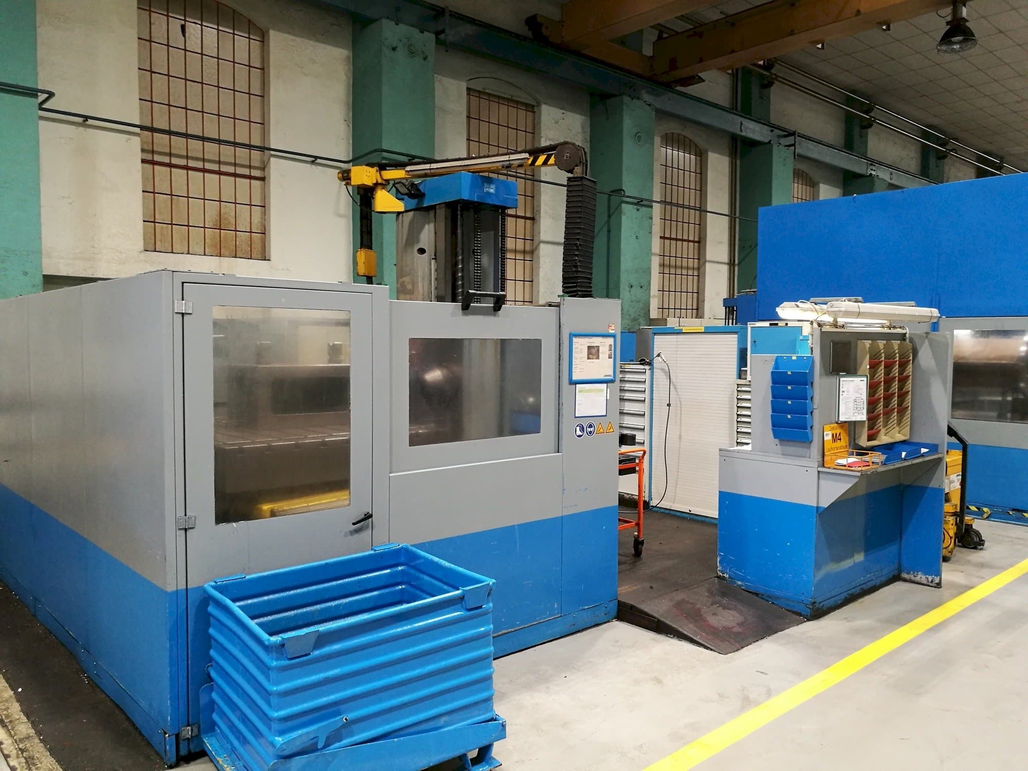 Links zicht van PEGARD AF 130 S machine