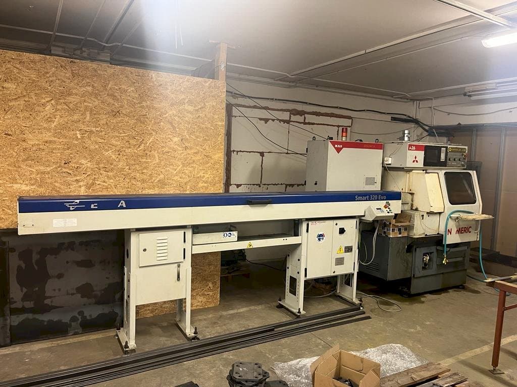 Vooraanzicht van KOVOSVIT MAS Numeric A26 CNC machine
