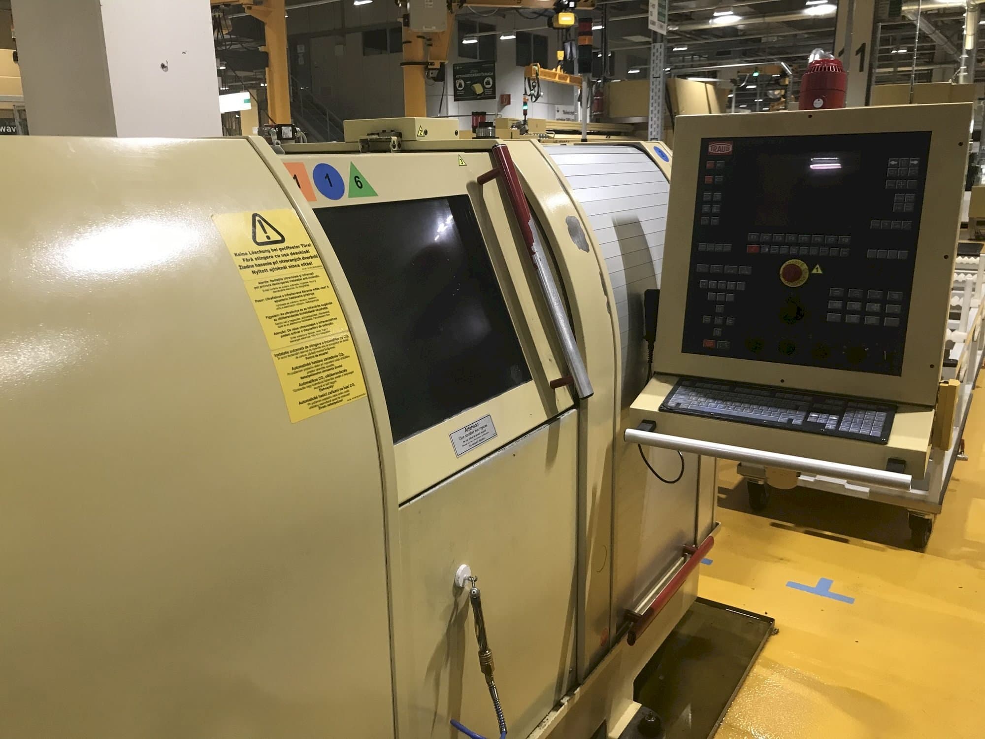 Vooraanzicht van TRAUB TNL 26 K machine