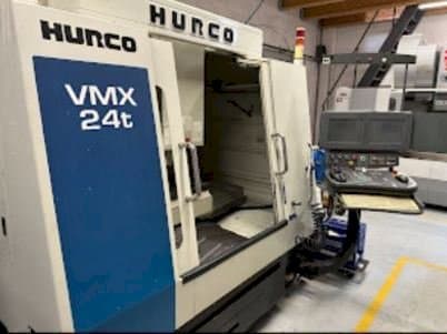 Linkerzijdeaanzicht van Hurco VMX 24 T machine