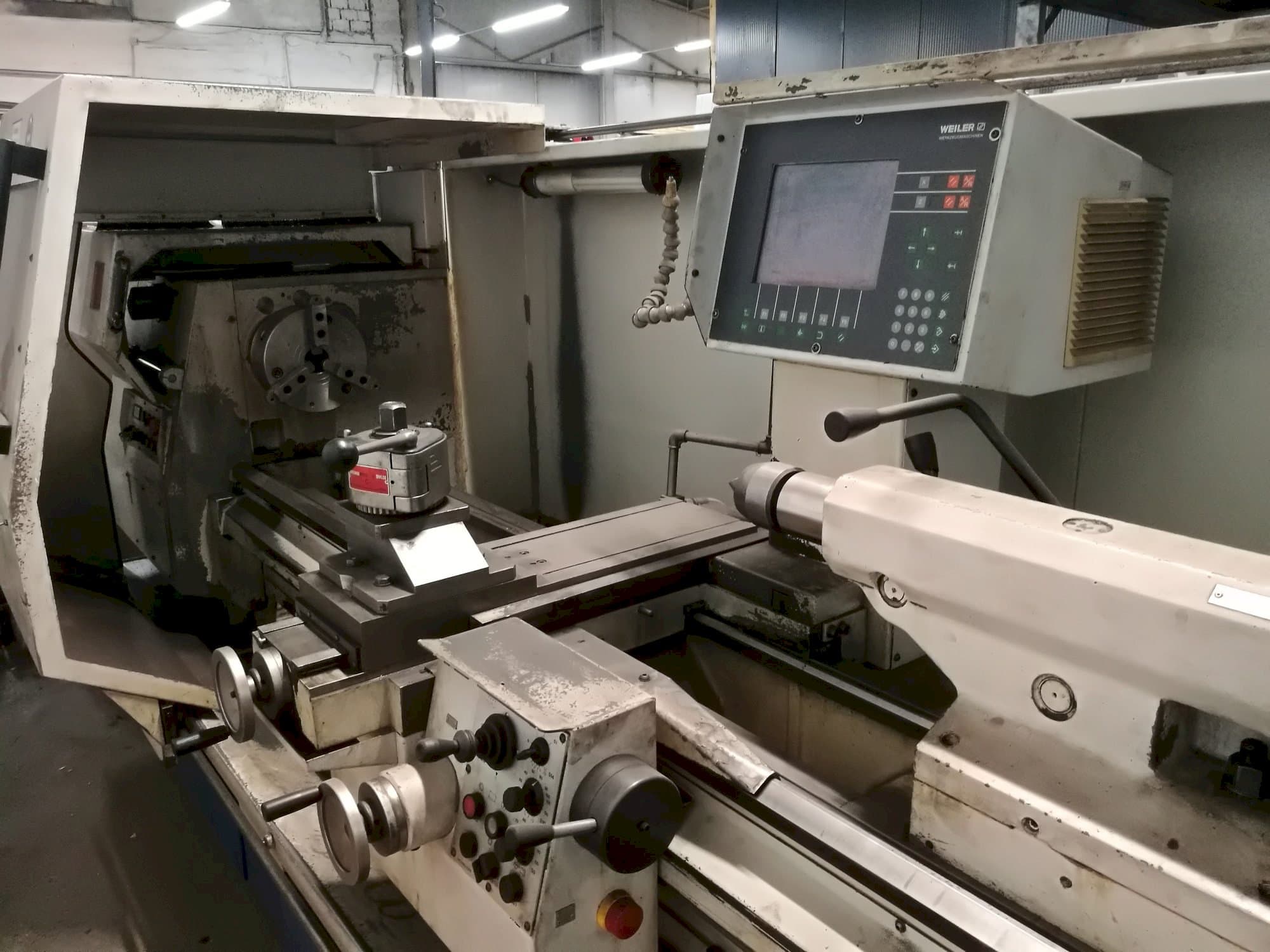 Vooraanzicht van Weiler E50/2 machine