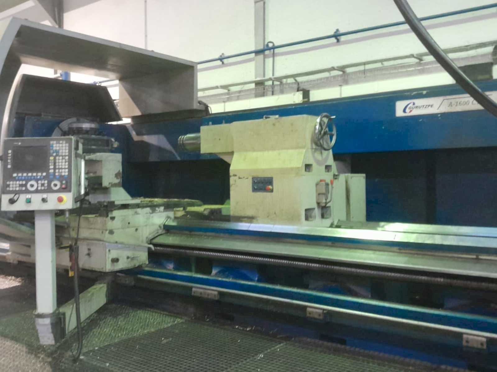 Vooraanzicht van Gurutzpe A-1600 CNC machine