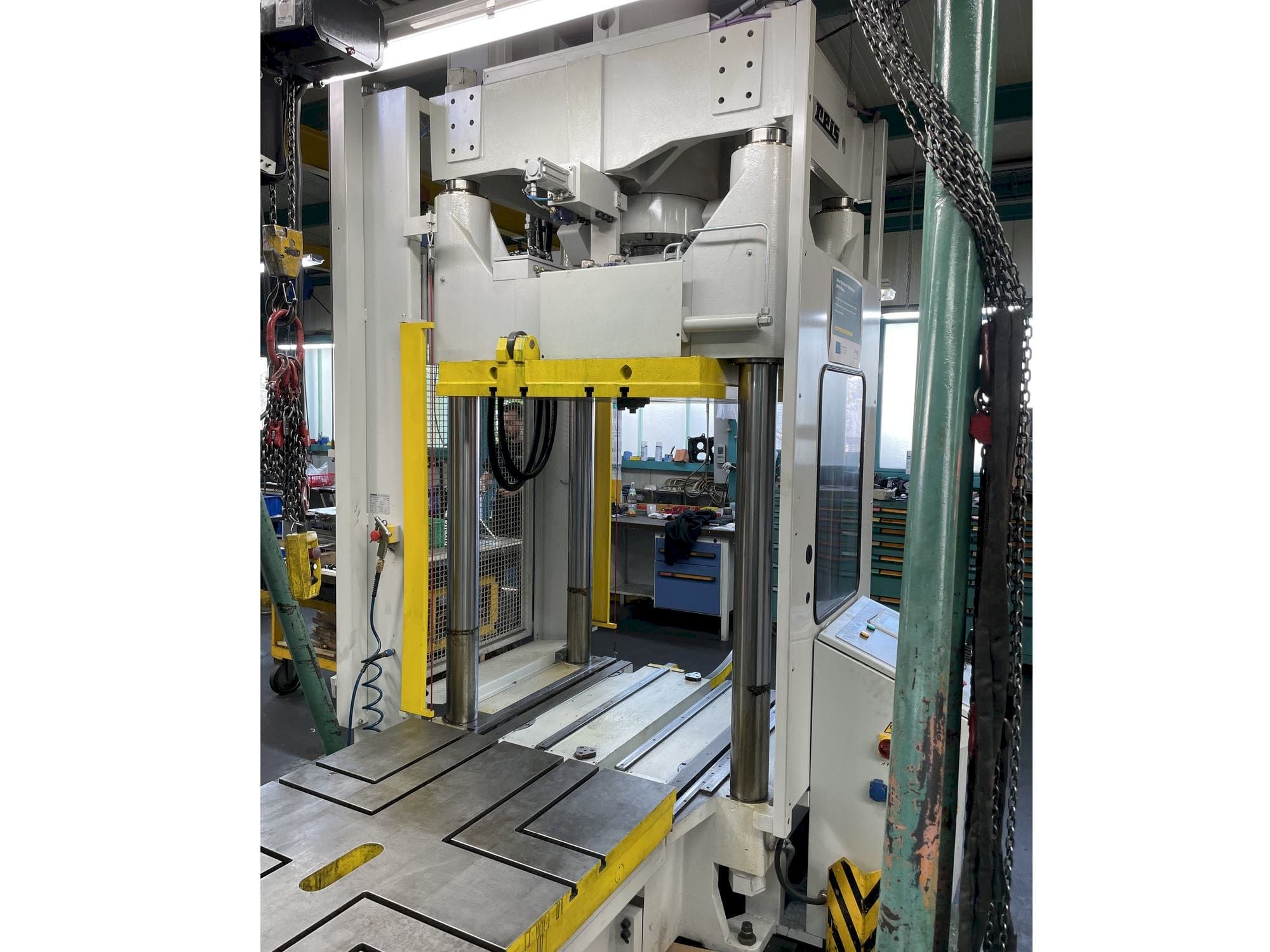 Vooraanzicht van Reis TUS 100 machine