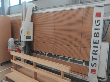 Vooraanzicht van STRIEBIG CONTROL 6224 machine