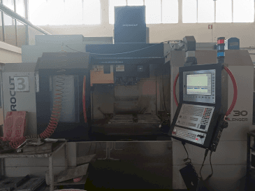 Vooraanzicht van MICROCUT V-30 Challenger machine