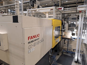 Vooraanzicht  van FANUC Roboshot S150iA  machine