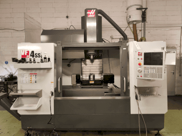 Vooraanzicht van HAAS VF-4SS machine