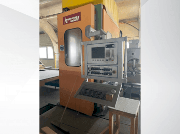 Vooraanzicht van KRÜSI KM-95 G1 machine