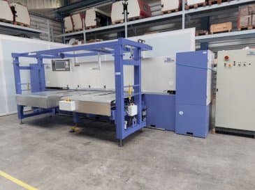 Vooraanzicht van FISCHER & RüCKLE Veneer scissors machine