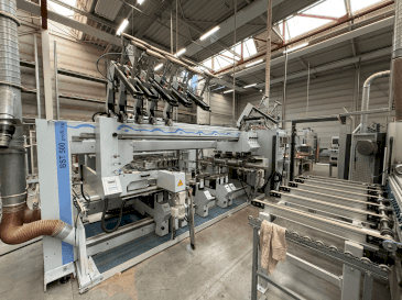 Vooraanzicht van Weeke profiLine BST 500/D machine