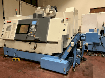 Vooraanzicht  van Mazak Integrex 200 IIY  machine