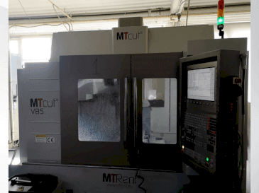 Vooraanzicht van MTcut V85 machine