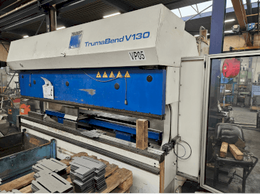 Vooraanzicht van TRUMPF TrumaBend V130 machine