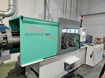 Vooraanzicht  van Arburg Allrounder 420 C 1000 - 290 Golden Edition  machine