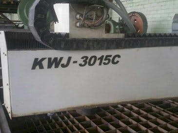 Vooraanzicht  van Kenner KWJ 3020 C KMT Streamline SL-V 30  machine