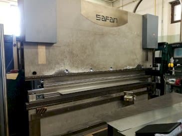 Links zicht van Safan CNCL-K 120-3100 TS1 machine