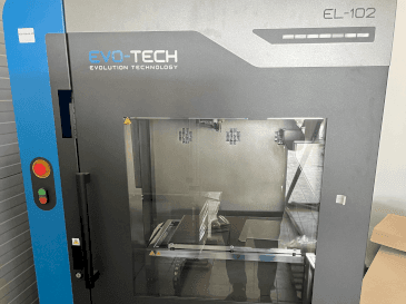 Vooraanzicht van EVO-tech EL-102 V2 machine