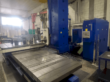 Vooraanzicht  van TOS WHN 13.8  machine