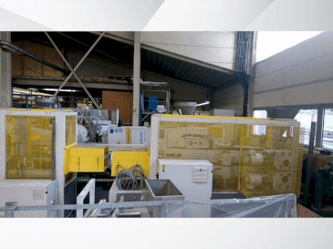 Vooraanzicht van Krauss Maffei KMD 75 XS/P machine