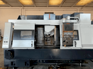 Vooraanzicht van Mazak INTEGREX 200 IV S (2007) machine