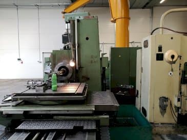 Vooraanzicht  van TOS WHN 9B  machine